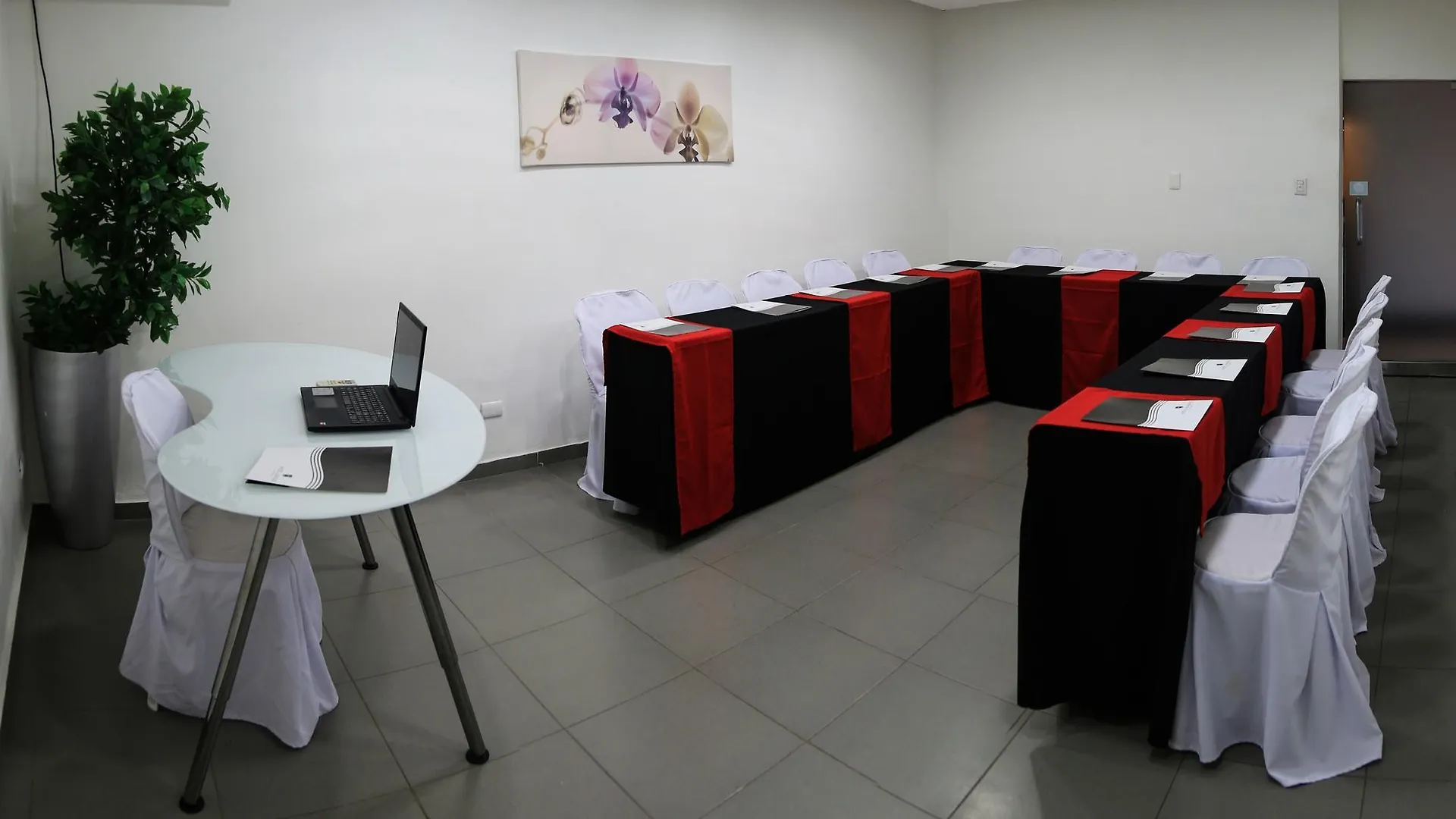 Hotel Aladino Santo Domingo